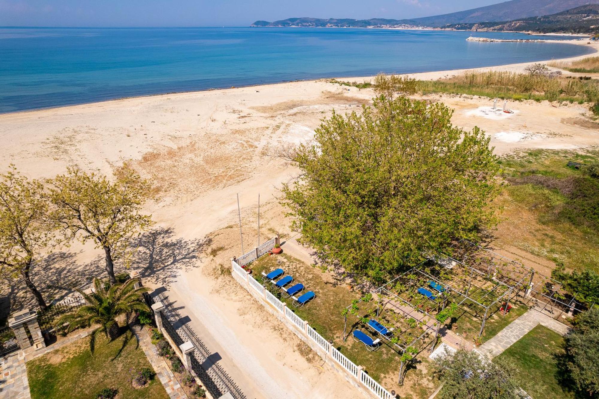 Opalium Beach Front Suites Potos Esterno foto