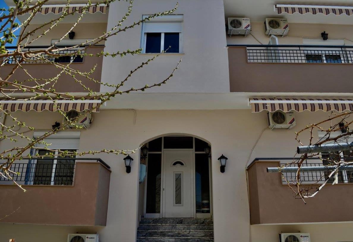 Opalium Beach Front Suites Potos Esterno foto