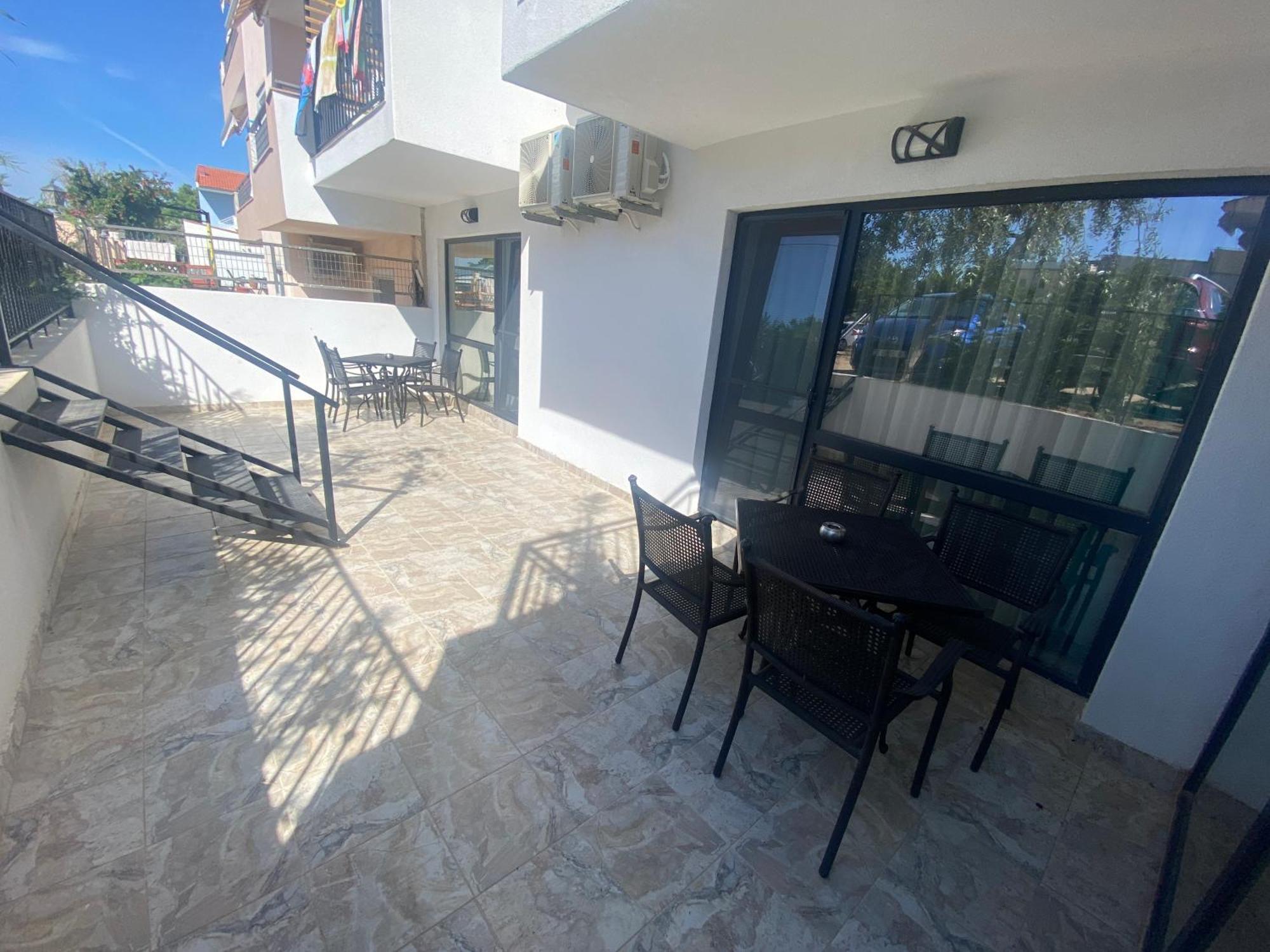 Opalium Beach Front Suites Potos Esterno foto