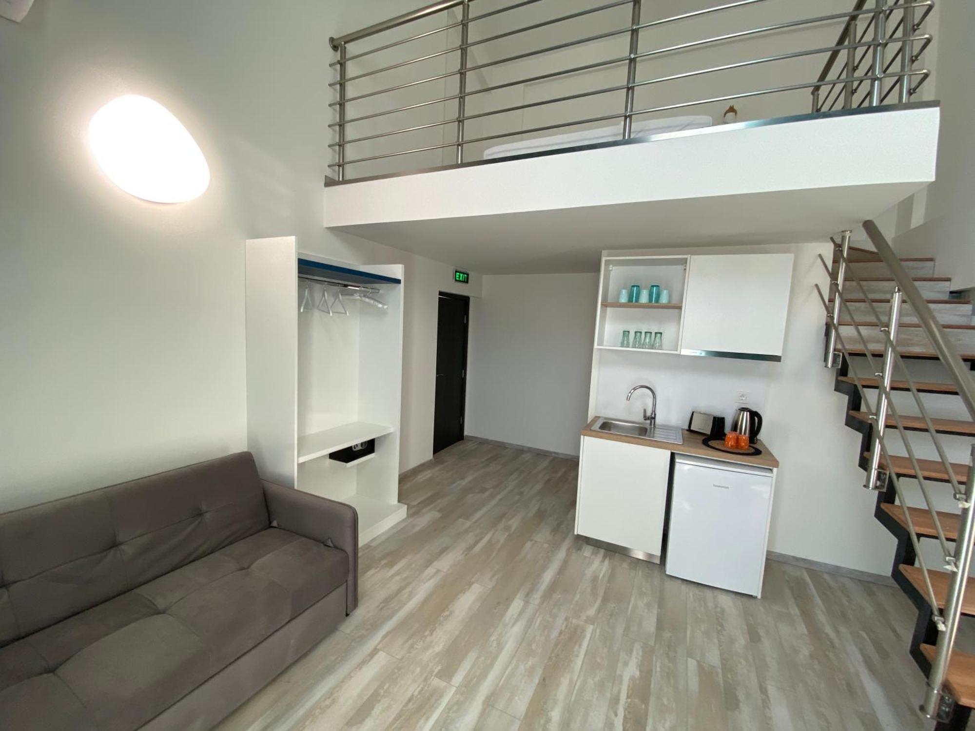Opalium Beach Front Suites Potos Esterno foto