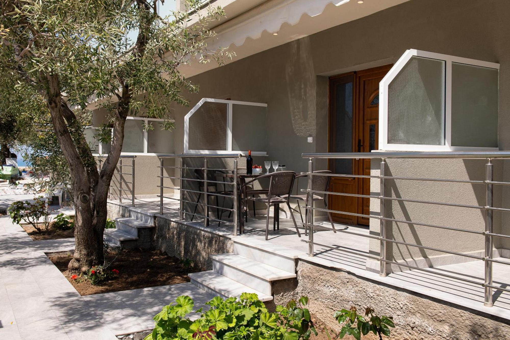 Opalium Beach Front Suites Potos Esterno foto